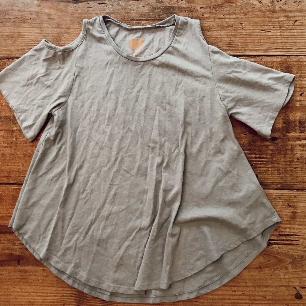 Grey shoulder t shirt
